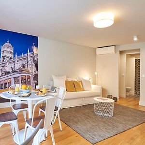 Modern Apartment Bica Dos Olhos